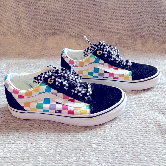 Vans Old Skool Rainbow Checkerboard Skate Sneakers Women's 6.5 Men’s 5 - Picture 3 of 11